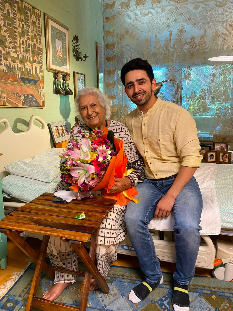 Dr. Sandeep Hooda with Celebrity 10
