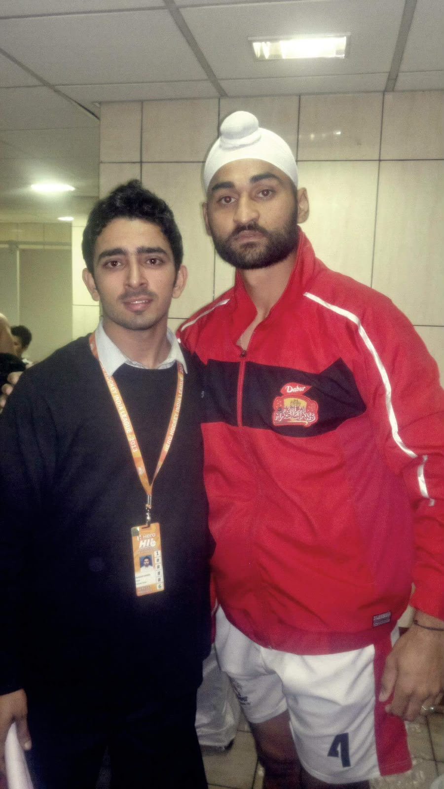 Dr. Sandeep Hooda with Celebrity 06