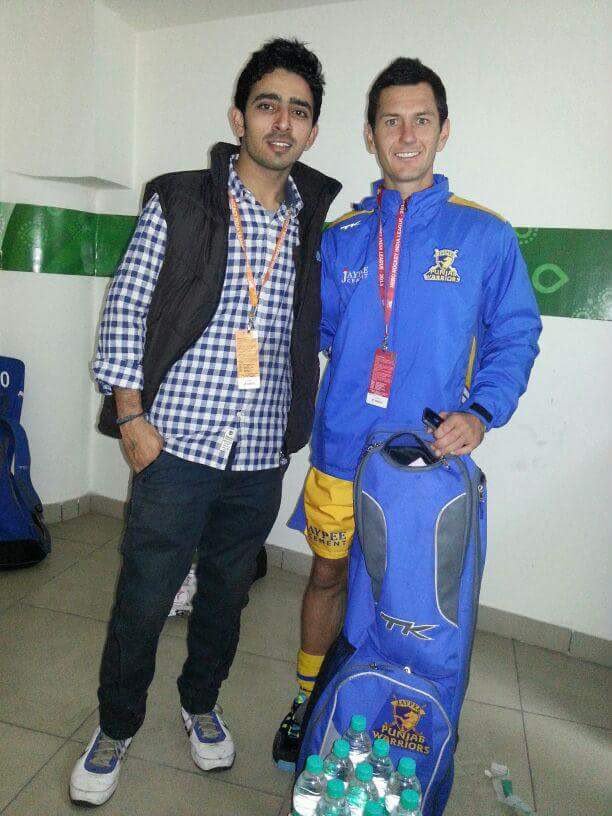 Dr. Sandeep Hooda with Celebrity 04